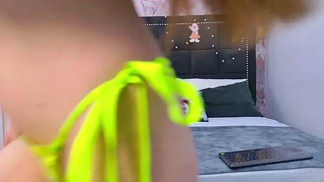 AmbherBlake online show from December 23, 2025, 3:17 am