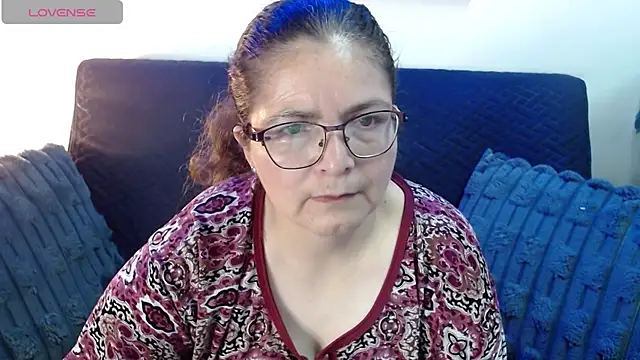 Snapshot of Linda_banks_ chatting on July 10, 2026, 1:49 am Linda banks online show from July 10, 2026, 1:49 am