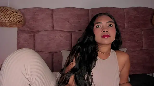 dani velvet online show from February 14, 2026, 3:07 am