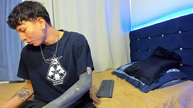 Tatiiana n Damiian online show from October 18, 2025, 10:34 pm