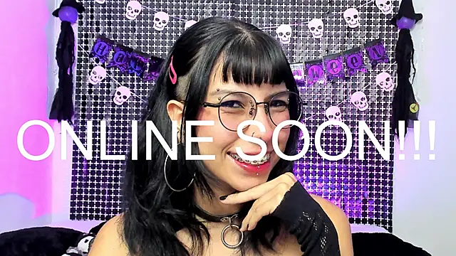 Snapshot of Rose_72 chatting on October 30, 2025, 6:49 pm Rose 72 online show from October 30, 2025, 6:49 pm