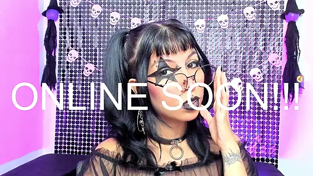 Snapshot of Rose_72 chatting on November 10, 2025, 7:52 pm Rose 72 online show from November 10, 2025, 7:52 pm