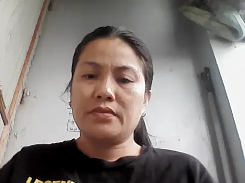 Uniquebeauty32 online show from July 12, 2026, 12:22 am