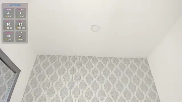 OnlyGia online show from October 17, 2025, 8:21 pm