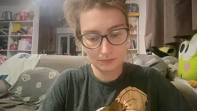 Snapshot of harleyblair chatting on July 7, 2026, 10:02 pm harleyblair online show from July 7, 2026, 10:02 pm