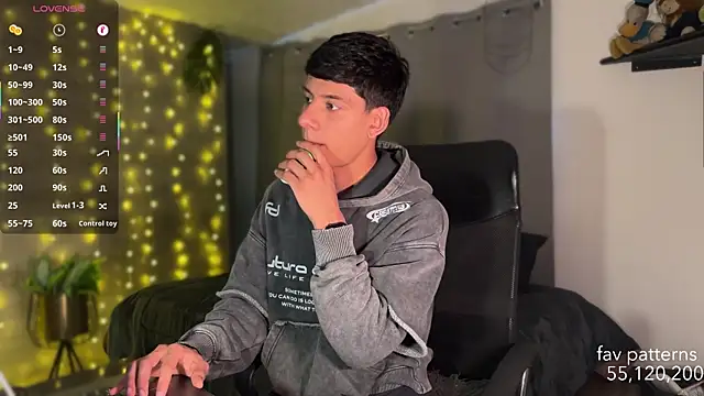 jim dj online show from December 17, 2025, 9:42 pm