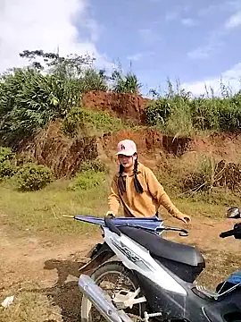 Snapshot of asian_2k chatting on October 16, 2025, 2:42 am asian 2k online show from October 16, 2025, 2:42 am