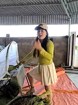 Snapshot of asian_2k chatting on November 13, 2025, 8:40 am asian 2k online show from November 13, 2025, 8:40 am