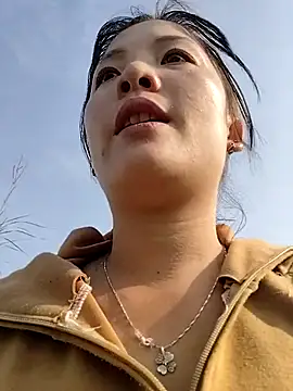 Snapshot of asian_2k chatting on November 7, 2025, 1:32 am asian 2k online show from November 7, 2025, 1:32 am