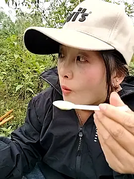 Snapshot of asian_2k chatting on November 20, 2025, 1:39 am asian 2k online show from November 20, 2025, 1:39 am