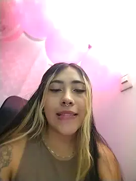 Snapshot of _ManuVeelez chatting on November 29, 2025, 6:46 am ManuVeelez online show from November 29, 2025, 6:46 am