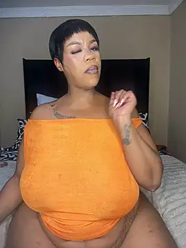 THICKBUNNYCHICKxxx online show from January 9, 2026, 9:00 pm