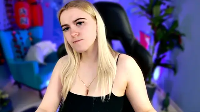 Snapshot of Stef_Nicks chatting on February 16, 2026, 9:08 am Stef Nicks online show from February 16, 2026, 9:08 am