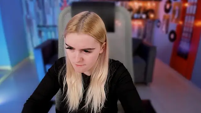 Snapshot of Stef_Nicks chatting on February 22, 2026, 5:32 am Stef Nicks online show from February 22, 2026, 5:32 am