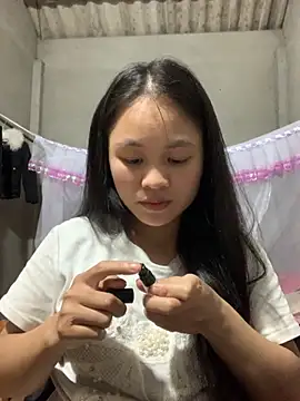 NhuFox online show from October 1, 2025, 12:42 pm