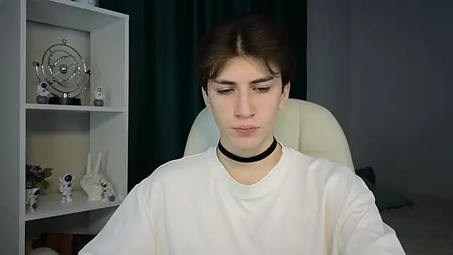 Oliver Starboy online show from September 18, 2025, 4:48 am