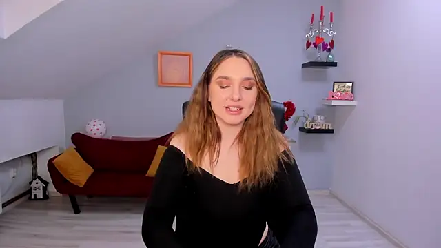 JaquelinLaurent online show from February 10, 2026, 8:19 pm