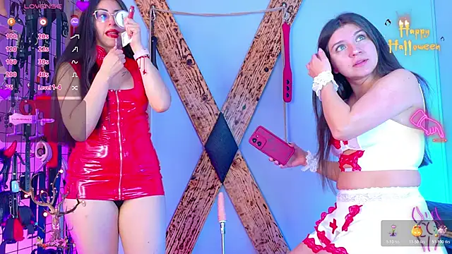 Snapshot of DominatedDesires_BDSM chatting on October 22, 2025, 2:49 pm DominatedDesires BDSM online show from October 22, 2025, 2:49 pm