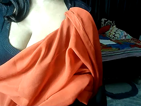 Anaconda-Mall online show from November 12, 2025, 6:12 pm