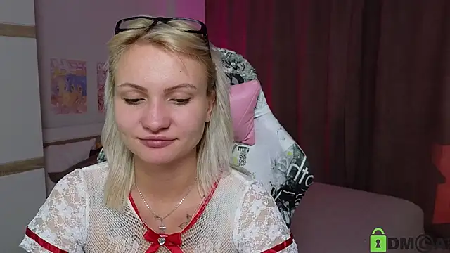 Snapshot of Cameronlovely_ chatting on September 12, 2025, 8:14 am Cameronlovely online show from September 12, 2025, 8:14 am