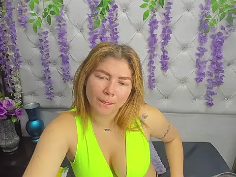 JuliettaRousse69 online show from November 1, 2025, 12:54 pm