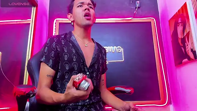 jeremytonner online show from December 4, 2025, 4:11 am