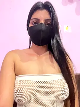  01ruhi online show from October 6, 2025, 7:36 pm