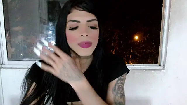 Snapshot of Lady_Dirty444 chatting on January 17, 2026, 2:37 am Lady Dirty444 online show from January 17, 2026, 2:37 am