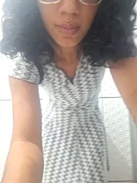 RavenShyfit online show from November 12, 2025, 11:52 pm