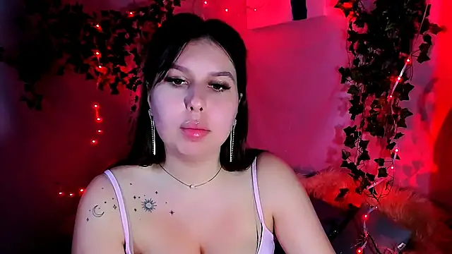 ChloeRicc online show from February 21, 2026, 7:49 pm