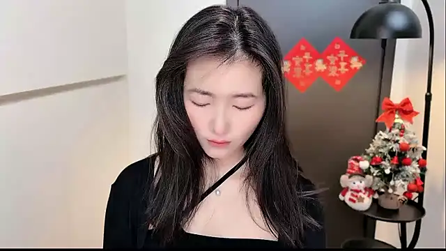 Snapshot of Rosalind_xixi chatting on January 9, 2026, 3:35 am Rosalind xixi online show from January 9, 2026, 3:35 am