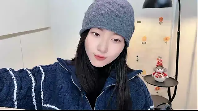 Snapshot of Rosalind_xixi chatting on December 21, 2025, 2:35 am Rosalind xixi online show from December 21, 2025, 2:35 am