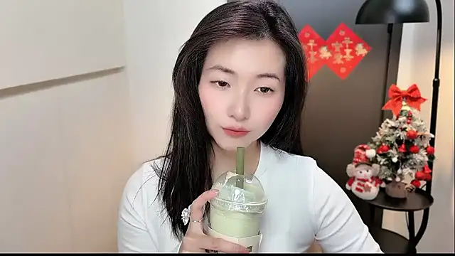 Snapshot of Rosalind_xixi chatting on January 8, 2026, 11:27 am Rosalind xixi online show from January 8, 2026, 11:27 am