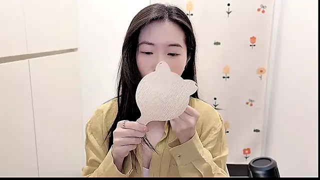 Rosalind xixi online show from November 4, 2025, 2:26 am