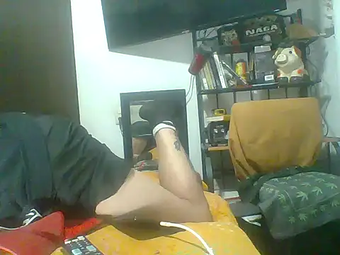 mexhotbi online show from October 25, 2025, 8:35 am