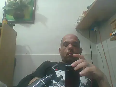 mexhotbi online show from April 15, 2026, 7:58 pm