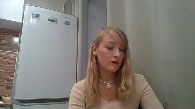 Vexxaa online show from November 22, 2025, 11:53 am