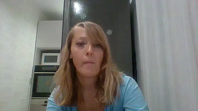 Vexxaa online show from January 17, 2026, 8:01 pm