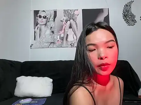 Sessash online show from July 29, 2026, 9:14 pm