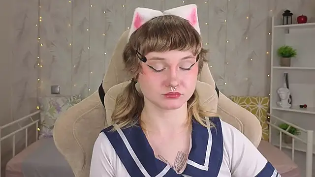 Tori Cutie online show from May 15, 2026, 11:14 pm