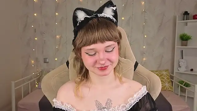 Tori Cutie online show from June 2, 2026, 12:10 am