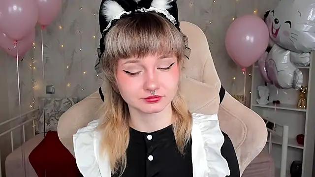 Tori Cutie online show from April 3, 2026, 12:06 am