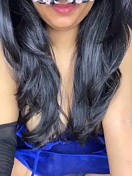 Cute-Samayra online show from May 1, 2026, 5:07 pm