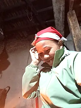 TinTin321 online show from November 29, 2025, 12:05 pm