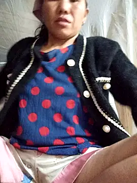 TinTin321 online show from October 31, 2025, 8:27 pm