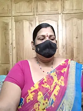 Snapshot of sutari84 chatting on July 15, 2026, 3:13 am sutari84 online show from July 15, 2026, 3:13 am