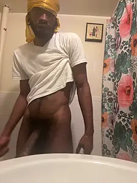 BigBDMari online show from April 19, 2026, 2:23 am