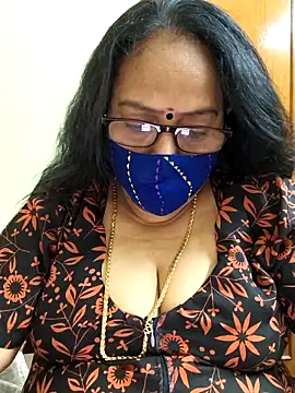 heera-rani online show from November 3, 2025, 7:02 am