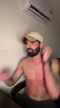 Snapshot of zooming101 chatting on November 14, 2025, 6:55 pm zooming101 online show from November 14, 2025, 6:55 pm