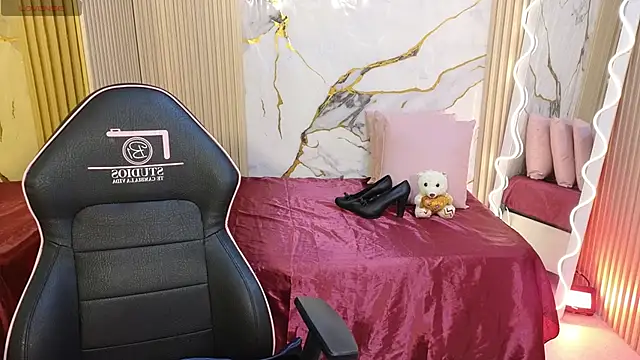 Lexy tay online show from February 19, 2026, 12:02 pm